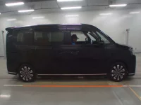 Honda STEP WAGON лот № 30094 оценка 4.5  с аукциона в Японии 2