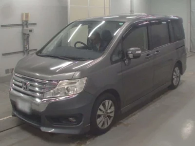 Honda STEP WAGON  с аукциона в Японии