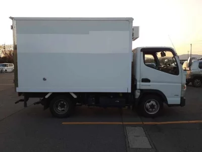 Mitsubishi Fuso Canter