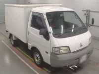 Mitsubishi DELICA TRUCK лот № 10184 оценка 3  с аукциона в Японии 4