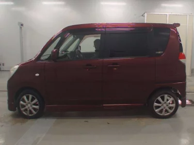 Mitsubishi DELICA D2