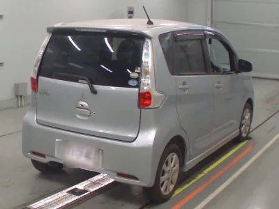 Mitsubishi EK CUSTOM