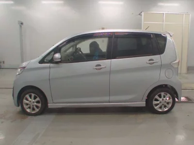 Mitsubishi EK CUSTOM