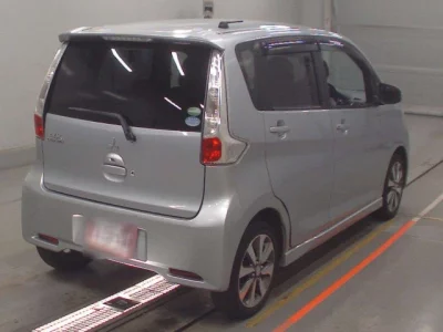 Mitsubishi EK CUSTOM