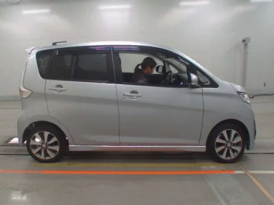 Mitsubishi EK CUSTOM