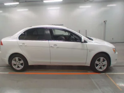 Mitsubishi Galant Fortis