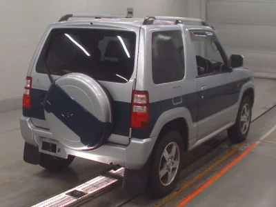 Mitsubishi PAJERO MINI