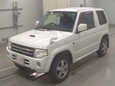 Mitsubishi PAJERO MINI