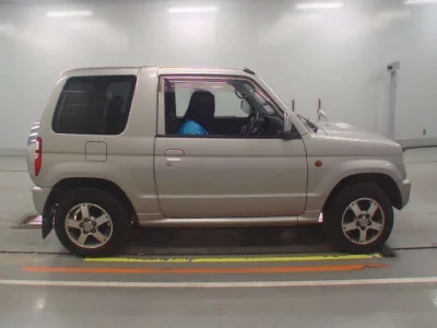 Mitsubishi PAJERO MINI  с аукциона в Японии