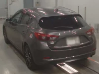 Mazda AXELA лот № 30190 оценка 3  с аукциона в Японии 5