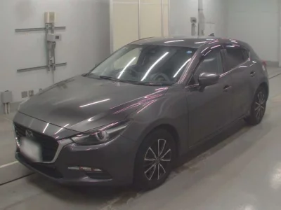 Mazda AXELA  с аукциона в Японии