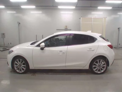 Mazda AXELA  с аукциона в Японии