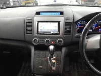Mazda MPV лот № 30361 оценка 4  с аукциона в Японии 8