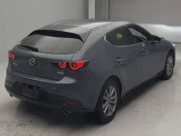 Mazda MAZDA3 лот № 30001 оценка R  с аукциона в Японии 1