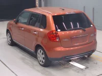 Mazda VERISA лот № 70041 оценка 4  с аукциона в Японии 5