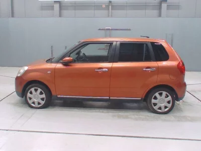 Mazda VERISA  с аукциона в Японии