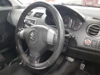 Suzuki SWIFT лот № 10057 оценка R  с аукциона в Японии 6