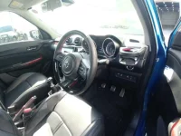 Suzuki SWIFT лот № 30001 оценка 5  с аукциона в Японии 6