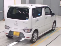 Suzuki WAGON R лот № 30031 оценка 4.5  с аукциона в Японии 1