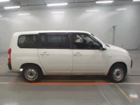 Toyota PROBOX лот № 90081 оценка 3.5  с аукциона в Японии 2