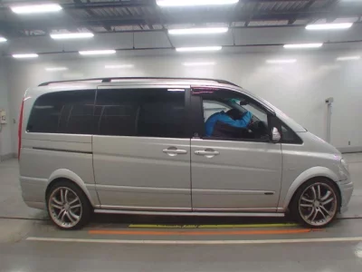 Mercedes-Benz VIANO