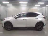 Lexus NX лот № 90106 оценка 5  с аукциона в Японии 3