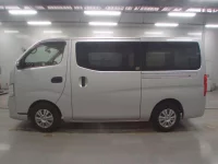 Nissan CARAVAN VAN лот № 90084 оценка 3.5  с аукциона в Японии 3