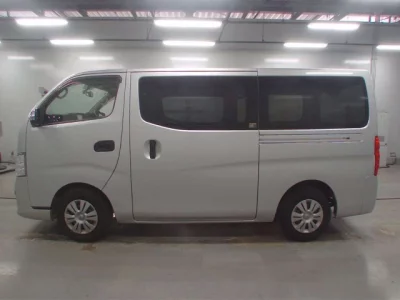 Nissan CARAVAN VAN  с аукциона в Японии