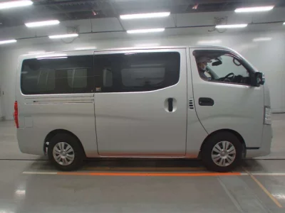 Nissan CARAVAN VAN  с аукциона в Японии