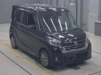 Nissan DAYZ ROOX лот № 30082 оценка 3.5  с аукциона в Японии 4