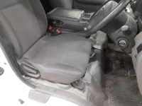 Nissan CARAVAN VAN лот № 90091 оценка 3.5  с аукциона в Японии 7