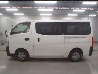 Nissan CARAVAN VAN  с аукциона в Японии