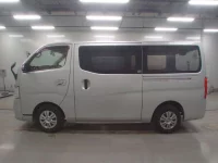 Nissan CARAVAN VAN лот № 90097 оценка 3.5  с аукциона в Японии 3