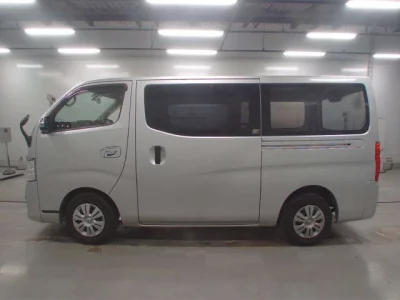 Nissan CARAVAN VAN  с аукциона в Японии
