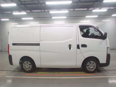 Nissan CARAVAN VAN  с аукциона в Японии