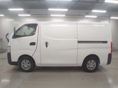 Nissan CARAVAN VAN  с аукциона в Японии