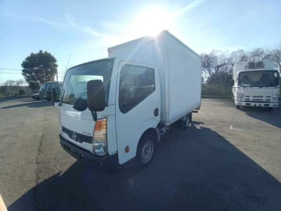 Nissan ATLAS  с аукциона в Японии