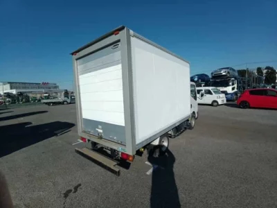 Nissan ATLAS  с аукциона в Японии