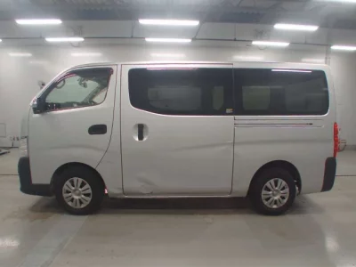 Nissan CARAVAN VAN  с аукциона в Японии