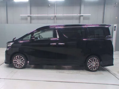 Toyota VELLFIRE  с аукциона в Японии