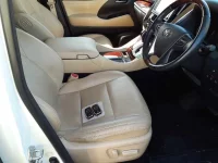 Toyota VELLFIRE лот № 30149 оценка 4.5  с аукциона в Японии 7