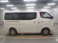 Nissan CARAVAN VAN лот № 90076 оценка 3.5  с аукциона в Японии 2