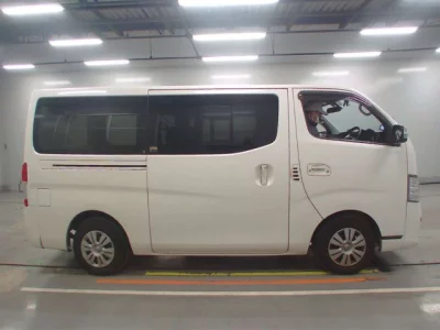 Nissan CARAVAN VAN  с аукциона в Японии
