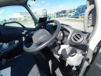 Toyota DYNA лот № 30305 оценка 4  с аукциона в Японии 6