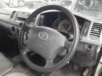 Toyota HIACE VAN лот № 30356 оценка 3  с аукциона в Японии 6