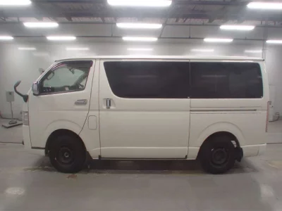 Toyota REGIUS ACE VAN