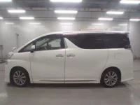 Toyota VELLFIRE лот № 30338 оценка 4.5  с аукциона в Японии 3