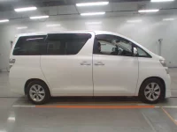 Toyota VELLFIRE лот № 30365 оценка 3.5  с аукциона в Японии 2