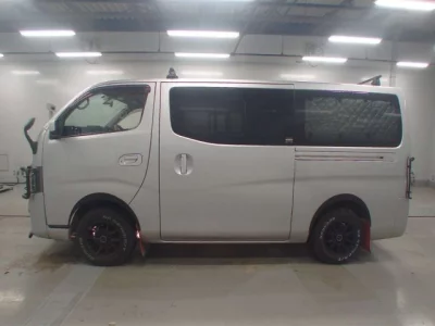 Nissan CARAVAN VAN  с аукциона в Японии