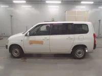 Toyota PROBOX лот № 10198 оценка 3.5  с аукциона в Японии 3